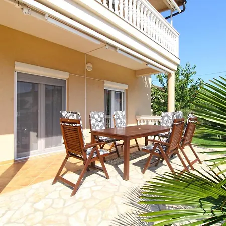 Vlado 2266 Apartman Pula